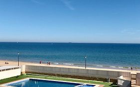 Villa en 1ª línea de playa para 8 personas